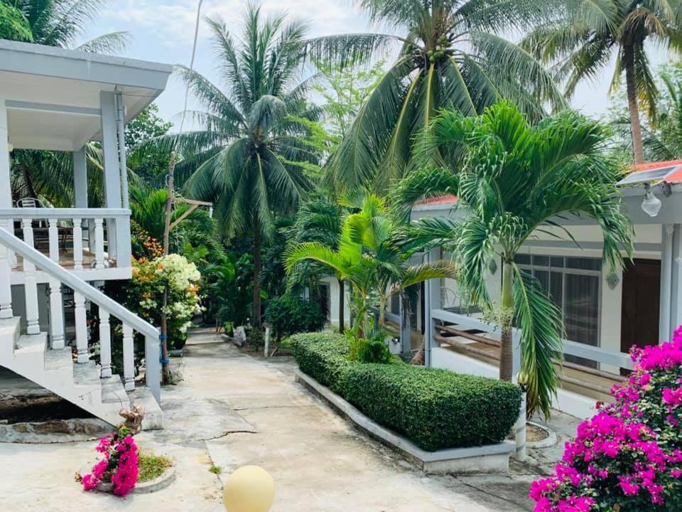 Indra Koh Rong Resort Derm Tkov Village Buitenkant foto